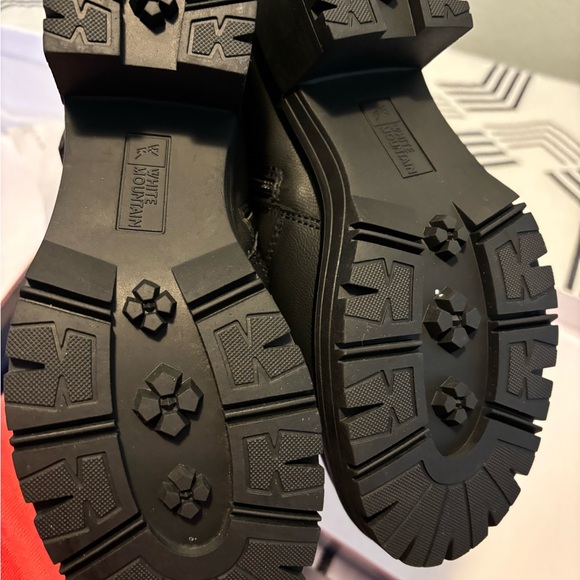 Brand new White Mountain boots with box  🥾 - Picture 6 of 6